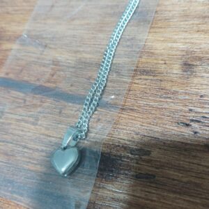 Cadenita con dije 14